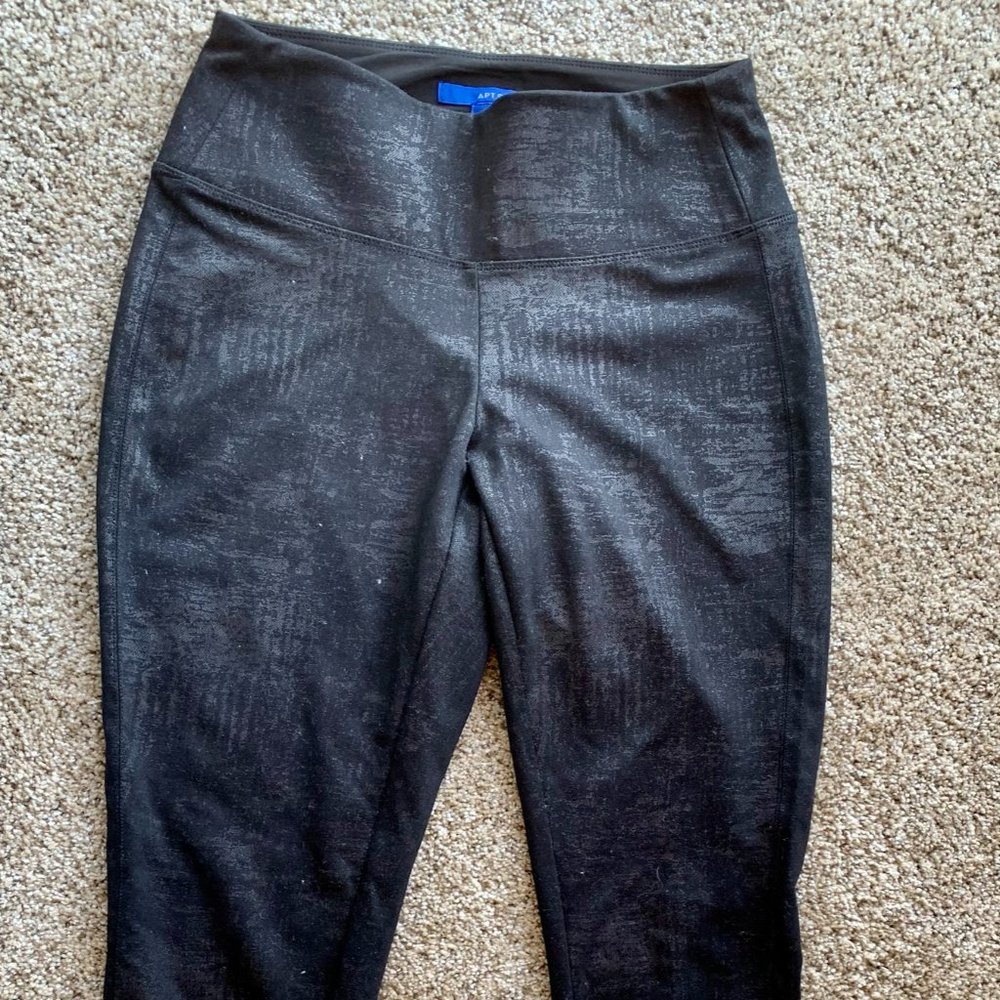 Apt. 9 leggings SZ S